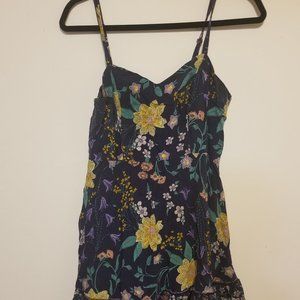 Old Navy Summer Dress - Medium